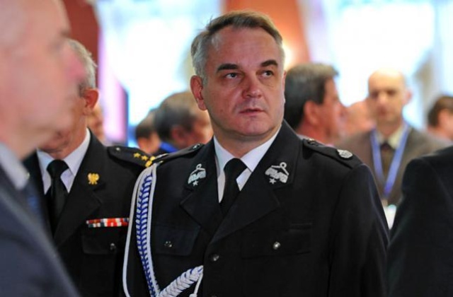 Waldemar Pawlak poważnie zastanawia się nad odejściem od polityki - pisze tygodnik Wprost, powołując się na rozmówców z PSL-u. W miniony poniedziałek były już wicepremier podał się do dymisji.
