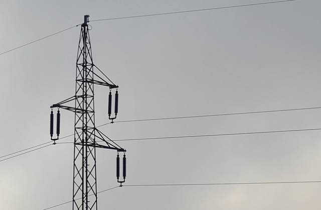 Polsce grożą wysokie kary finansowe za to, że nasz kraj nie wdrożył unijnych dyrektyw dotyczących gazu i energii elektrycznej - informuje portal Newseria.