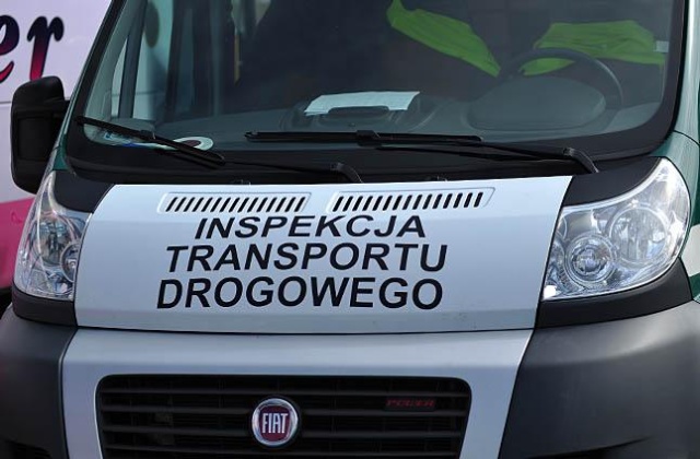 Inspekcja Transportu Drogowego, dzięki nowym autom, zarobiła w miesiąc dla państwa 11 mln zł z mandatów - informuje dziennik Gazeta Prawna.