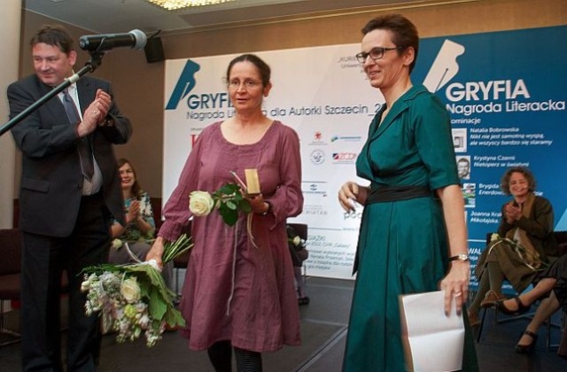 Szczecińska kultura w 2012 roku pod znakiem kobiet. Zaczęło się od Nagrody Literackiej Gryfia dla Magdaleny Tulli. Potem panie zasiadły w dyrektorskich fotelach dwóch instytucji: Opery na Zamku i Filharmonii.