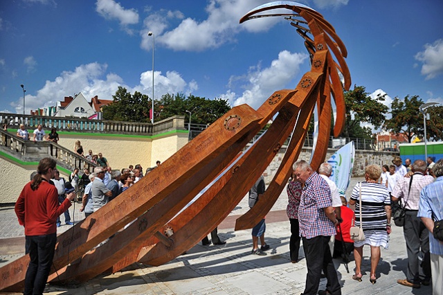 Aleja Żeglarzy. Fot. Łukasz Szełemej [Radio Szczecin] Żeglarze doczekali się. Aleja już otwarta [ZDJĘCIA]