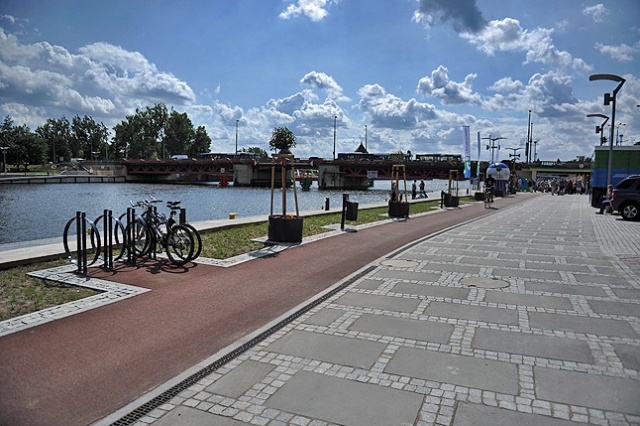 Aleja Żeglarzy. Fot. Łukasz Szełemej [Radio Szczecin] Żeglarze doczekali się. Aleja już otwarta [ZDJĘCIA]