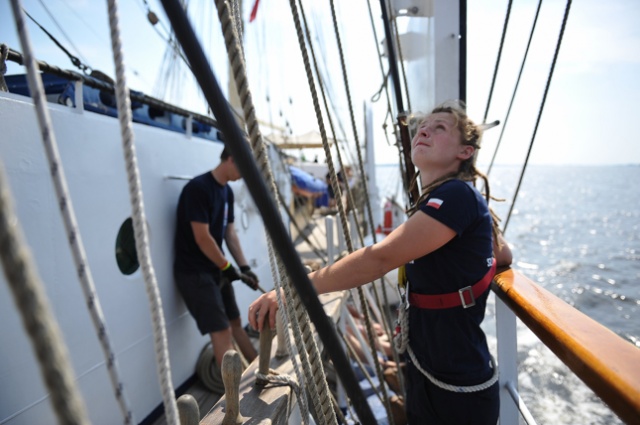 Żaglowce, które ścigały się w regatach The Tall Ships Races, opuściły Szczecin. Fot. Łukasz Szełemej [Radio Szczecin] Finał finału. Szczecin pożegnał flotyllę TTSR [NOWE, ZDJĘCIA, WIDEO, RELACJE]