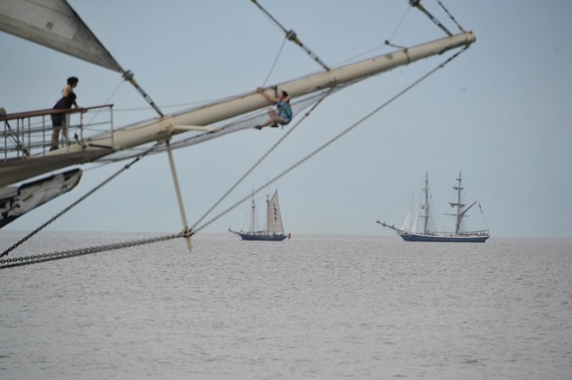 Parada żaglowców na Bałtyku to ostatni punkt tegorocznego finału regat The Tall Ships Races. Fot. Łukasz Szełemej [Radio Szczecin] Wielki finał na pełnym morzu [ZDJĘCIA, WIDEO]