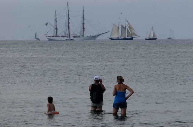 Parada żaglowców na Bałtyku to ostatni punkt tegorocznego finału regat The Tall Ships Races. Fot. Sławomir Orlik [Radio Szczecin] Wielki finał na pełnym morzu [ZDJĘCIA, WIDEO]