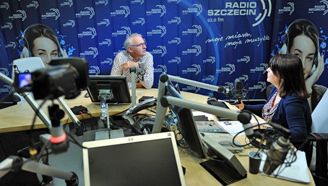 Krzesimir Dębski w Radiu Szczecin. Fot. Łukasz Szełemej [Radio Szczecin] Krzesimir Dębski w Radiu Szczecin [ZDJĘCIA, WIDEO]