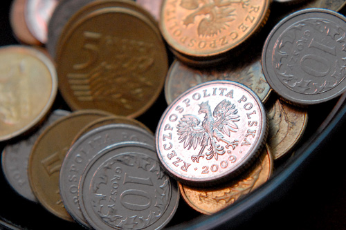 4 tys. zł niespłaconego długu ma młody Polak między 18. a 25. rokiem życia - pisze dziś Newseria.