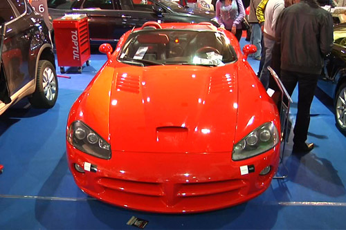 Synonimem luksusu dla Polaka jest drogi samochód. Na kolejnych miejscach są drogie kosmetyki, odzież oraz nieruchomości.