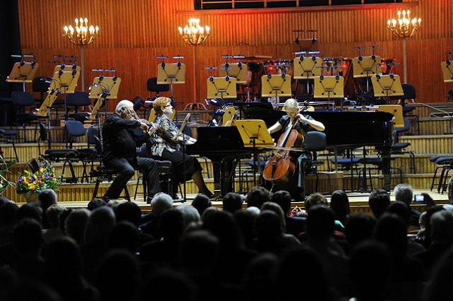 W ramach projektu Filharmonia WspółGRA niezwykle utalentowani muzycy zaprezentowali się szczecińskiej publiczności. Fot. Łukasz Szełemej [Radio Szczecin] Wiosenne impresje muzyczne zachwycają [ZDJĘCIA]