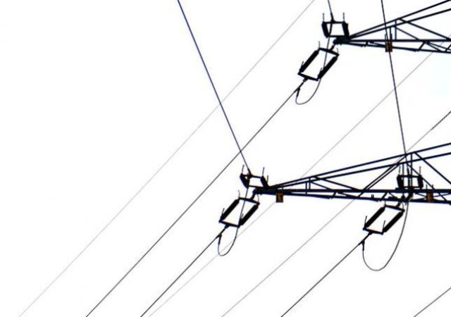 Niewykluczone, że przez cały 2013 rok nie będzie podwyżek cen energii.