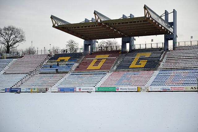 Stadion Pogoni z dachem jak ten w szczecińskim amfiteatrze. To jeden z pomysłów urzędu miasta na modernizację obiektu przy ulicy Twardowskiego. W grę wchodzi też rozbudowa mniejszej trybuny.