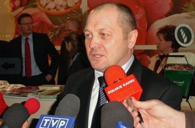 Opozycja kręci nosem na unijny budżet. I grzmi: za mało pieniędzy na polskie rolnictwo. Po pracach w Parlamencie Europejskim kraj może zyskać jednak więcej - uważa były minister rolnictwa Marek Sawicki.