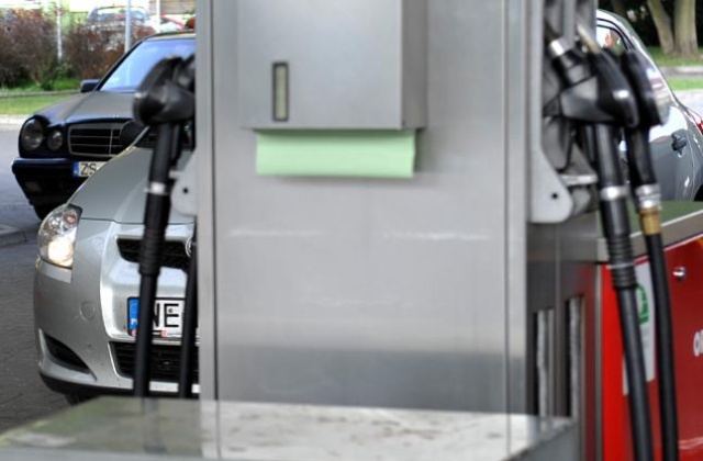 Ceny benzyny znowu pójdą w górę. W przyszłym tygodniu bezołowiowa i diesel mają kosztować grubo ponad 5,50 za litr - podaje e-petrol.pl.
