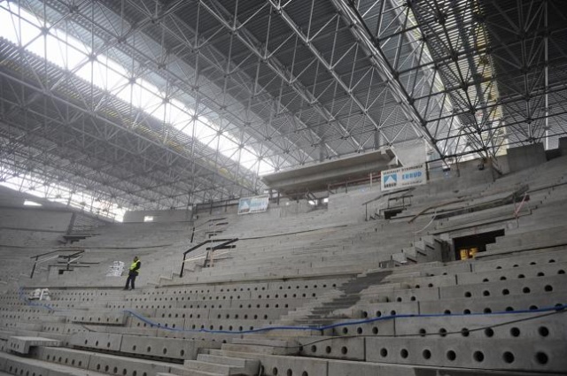 Kłopoty budowlanego giganta. Wniosek o upadłość Erbudu złożyła w warszawskim sądzie jedna z tamtejszych firm. Spółka liczy, że w ten sposób odzyska pieniądze.