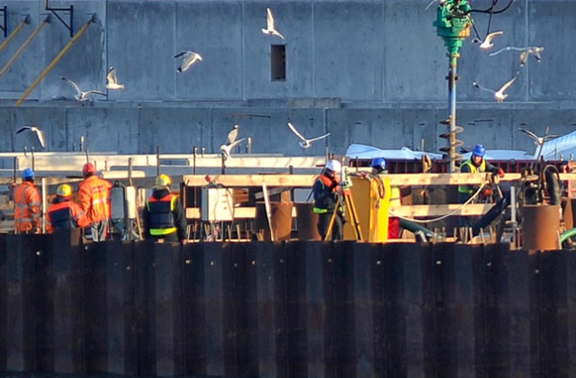 Terminal LNG mimo, że jego budowa jeszcze trwa - może być większy.