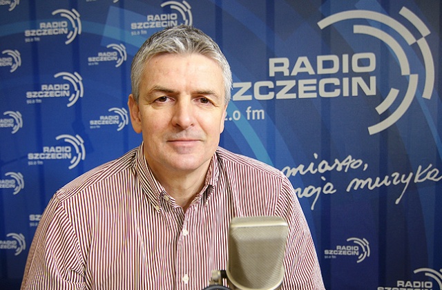 Pewność siebie - to klucz do sukcesu. Takiej pewności brakuje szczecińskiej Pogoni - mówi nowy trener Portowców.