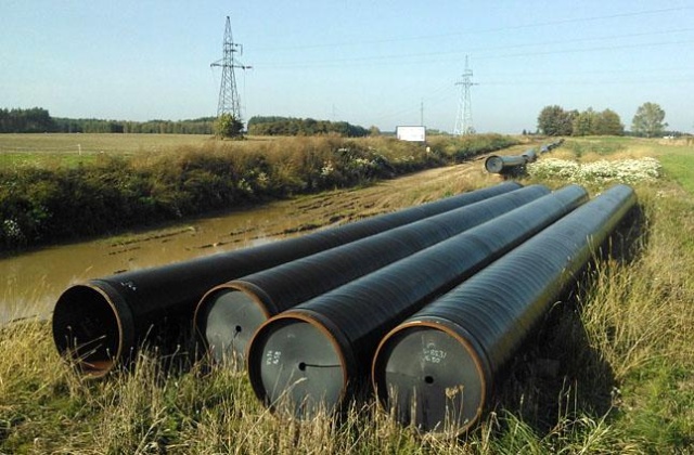 Rosyjski Gazprom i EuRoPol Gaz podpisały memorandum w sprawie budowy drugiej nitki gazociągu Jamał-Europa - podała telewizja TVN CNBC, powołując się na źródła Reutera.