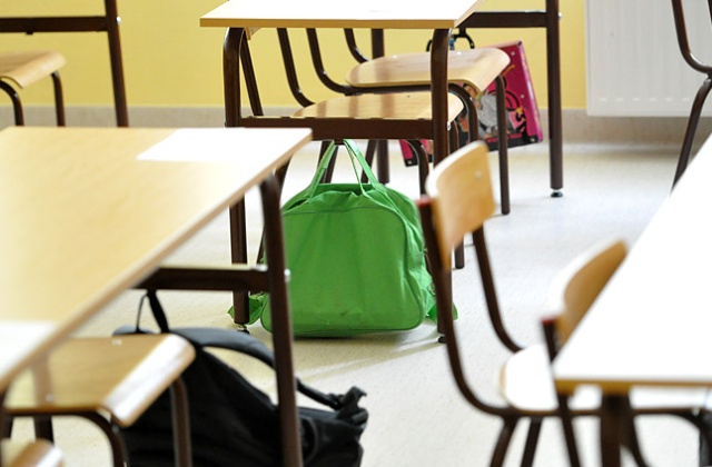 Nauczyciele znaleźli nowy sposób na zachowanie etatów, nawet jeśli nie ma odpowiedniej liczby zajęć - informuje Dziennik Gazeta Prawna.