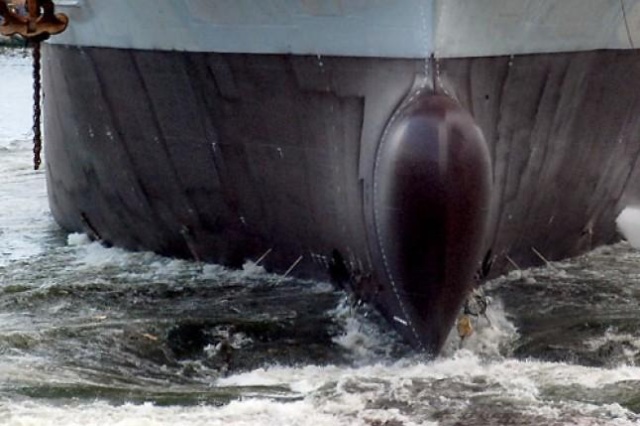 Parlament Europejski odrzucił pomysł wprowadzenia kolejnego podatku w portach Unii. Chodzi o tzw. opłatę recyklingową dla statków. Grupa europosłów chciała, aby armatorzy płacili za każde zawinięcie do portu.