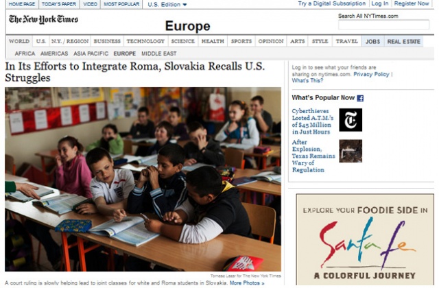 Zdjęcia wykonane przez szczecińskiego fotografika znalazły się na pierwszej stronie The New York Times039a. Na zlecenie amerykańskiej gazety Tomasz Lazar pojechał na Słowację, aby zrobić fotografie ilustrujące tekst o integracji romskich dzieci z ich słowackimi rówieśnikami.