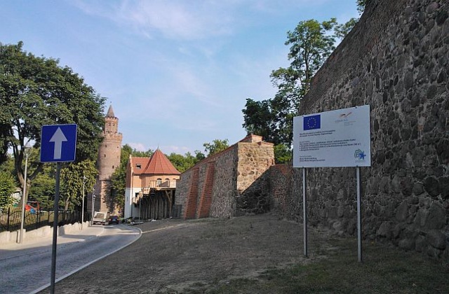 Multimedialne prezentacje i zbiory z ponad 30 europejskich muzeów, cztery poziomy dla zwiedzających, w tym jeden podziemny pod murami obronnymi. Tak wygląda odremontowany budynek średniowiecznej Bastei w Stargardzie.