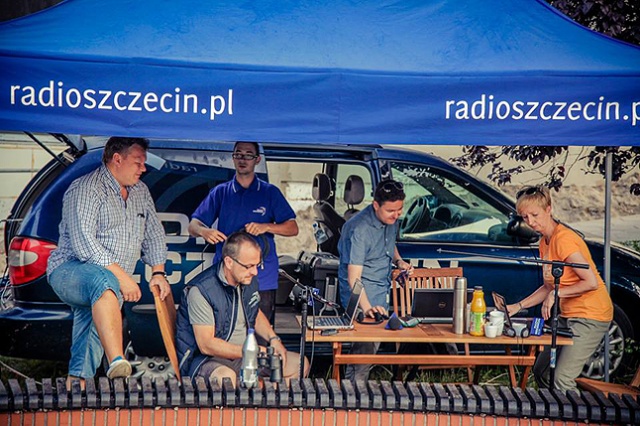 Spotkania, debaty, wystawy i spektakle - w sumie ponad 150 wydarzeń w trzy dni. W piątek w Świnoujściu rusza Karuzela Cooltury. Właśnie tam przeniosła się też ekipa Radia Szczecin, która od czwartkowego poranka nadaje ze specjalnego studia festiwalowego.