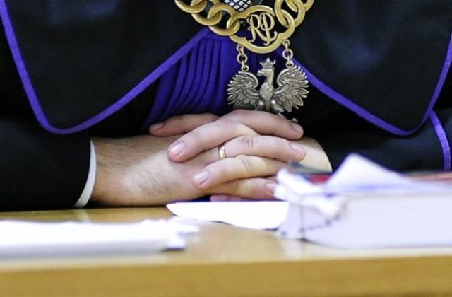 Warszawski sąd wyda w środę wyrok w sprawie zabójstwa Marka Papały. O nakłanianie do zabójstwa byłego szefa policji oskarżeni są Ryszard Bogucki i Andrzej Z. pseudonim Słowik.