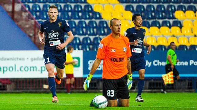 Zawodnik Pogoni Szczecin Marcin Robak trenuje w Warce przed wtorkowym występem w reprezentacji narodowej. Biało-czerwoni w eliminacjach do mistrzostw świata zmierzą się na wyjeździe z San Marino.