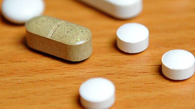 Od przyszłego roku hurtownie zamierzają rzadziej dostarczać medykamenty do aptek - informuje Związek Pracodawców Hurtowni Farmaceutycznych, którego członkowie zaopatrują około 90 procent aptek w Polsce.