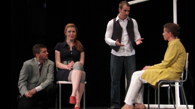 Aktorzy szczecińskiego Teatru Nie Ma wystawili inauguracyjny spektakl Droga Pani Heleno.