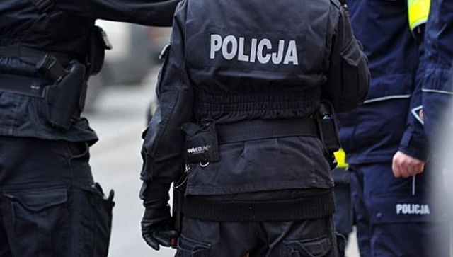 52-letni mężczyzna najprawdopodobniej zamordował swoją rodzinę, a potem powiesił się w budynku gospodarczym - informuje portal Gazeta.pl. Do tragedii doszło w Zabrzeży w powiecie nowosądeckim.
