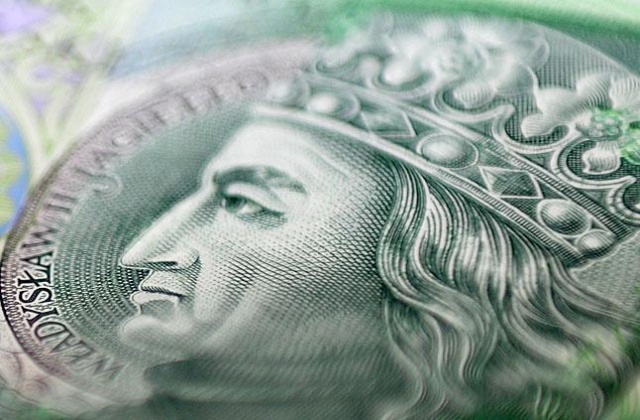 Produkt Krajowy Brutto wzrósł o prawie 2 proc. w stosunku do ubiegłego roku - to dane za trzeci kwartał, które opublikował w czwartek Główny Urząd Statystyczny.