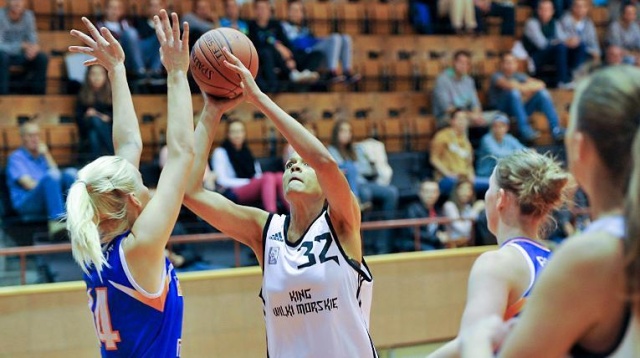 Koszykarki drużyny King Wilki Morskie Szczecin odniosły kolejne zwycięstwo w rozgrywkach o mistrzostwo Polski. Beniaminek Basket Ligi Kobiet wygrał w Stargardzie Szczecińskim z ROW Rybnik 56:31.