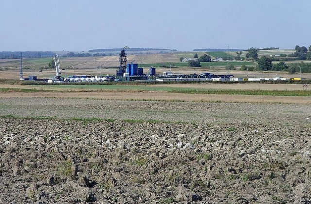 Do gazu łupkowego w okolicach Gdańska dowierciła się firma San Leon Energy. Jej przedstawiciele informują, że wyniki odwiertów są więcej niż zadowalające - podaje portal Wirtualny Nowy Przemysł.