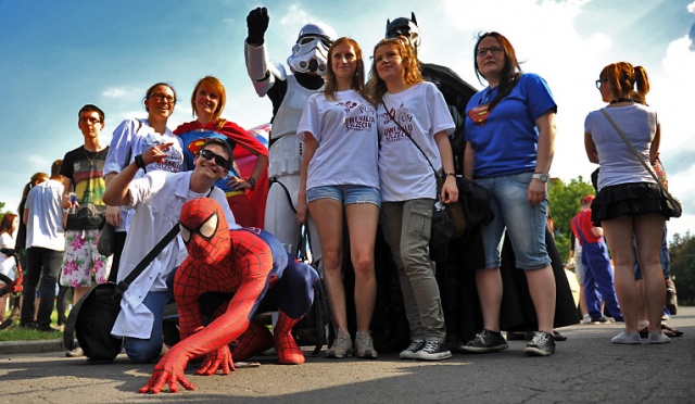 Studenci przejęli władzę nad miastem - Juwenalia w Szczecinie oficjalnie rozpoczęte. Fot. Łukasz Szełemej [Radio Szczecin] Szczecin należy do studentów. Ruszyły Juwenalia [ZDJĘCIA]