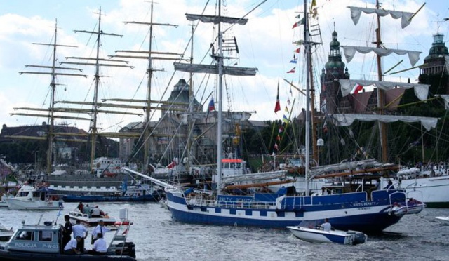 Finał regat The Tall Ships Races w 2007 roku. Fot. Jolanta Szabłowska 25 lat wolności w Szczecinie: Upadek zakładów przemysłowych, ale były też sukcesy [ZDJĘCIA]