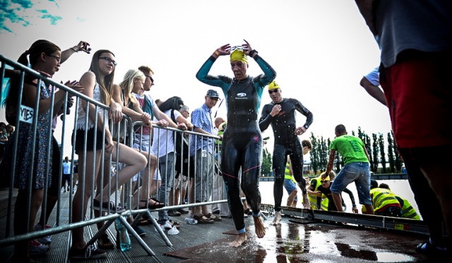 650 zawodników z Polski i świata wystartowało w zawodach Unity Line Triathlon Szczecin. Fot. Łukasz Szełemej [Radio Szczecin] Zawody tylko dla twardzieli w Szczecinie. Wyniki triathlonowej imprezy [NOWE, ZDJĘCIA, WIDEO]