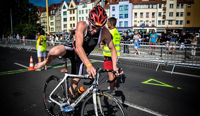 650 zawodników z Polski i świata wystartowało w zawodach Unity Line Triathlon Szczecin. Fot. Łukasz Szełemej [Radio Szczecin] Zawody tylko dla twardzieli w Szczecinie. Wyniki triathlonowej imprezy [NOWE, ZDJĘCIA, WIDEO]