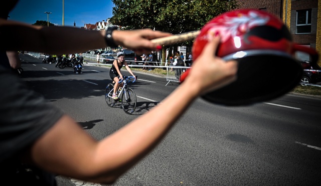 650 zawodników z Polski i świata wystartowało w zawodach Unity Line Triathlon Szczecin. Fot. Łukasz Szełemej [Radio Szczecin] Zawody tylko dla twardzieli w Szczecinie. Wyniki triathlonowej imprezy [NOWE, ZDJĘCIA, WIDEO]