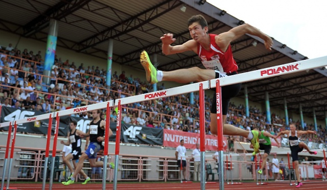 Ostatni dzień lekkoatletycznych Mistrzostw Polski w Szczecinie. Fot. Łukasz Szełemej [Radio Szczecin] Złoty medal MP dla Włodarczyk. Sukcesy naszych lekkoatletów [ZDJĘCIA, WIDEO]