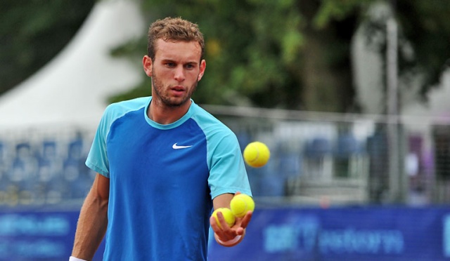 Mathias Bourgue (FRA) (na zdj.) - Dustin Brown (GER). Fot. Łukasz Szełemej [Radio Szczecin] Kamil Majchrzak w ćwierćfinale Pekao Szczecin Open [ZDJĘCIA]