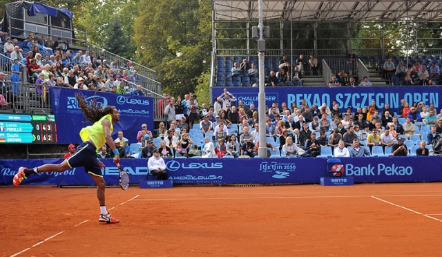 Luca Pouille (FRA) - Dustin Brown (GER) (na zdj.). Fot. Łukasz Szełemej [Radio Szczecin] Niemiecki finał tenisowego Pekao Szczecin Open [ZDJĘCIA]