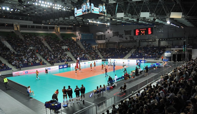 Chemik udanie zadebiutował w hali Arena Szczecin wygrywając z zespołem z Turcji 3:0 w setach 25:21, 25:19 i 25:21. Fot. Łukasz Szełemej [Radio Szczecin] Siatkarki Chemika Police wygrały pierwszy raz w nowej hali [ZDJĘCIA]