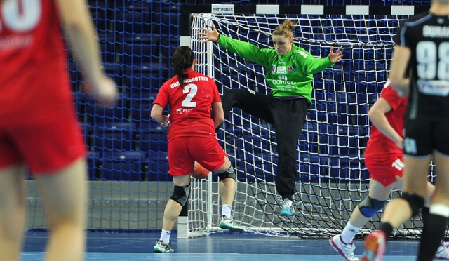 Szczecinianki pokonały dziś HIFK Helsinki 40:21 w pierwszym meczu trzeciej rundy Challenge Cup. Fot. Łukasz Szełemej [Radio Szczecin] Rekordowa frekwencja i wysokie zwycięstwo Pogoni Baltica nad Finkami [ZDJĘCIA]