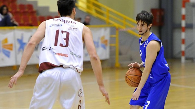 Koszykarze Spójni Stargard Szczeciński pokonali w sobotę Astorię Bydgoszcz 78:68 w rozgrywkach o mistrzostwo I ligi.