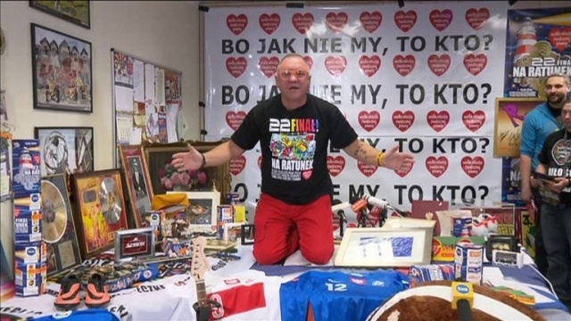 Ludzie, pochrzaniło was Pokażcie, gdzie ukryłem pieniądze Gdzie one są - w tak emocjonalny sposób Jurek Owsiak zareagował na pytanie dotyczące formułowanych przez prawicowe portale pod adresem WOŚP oskarżeń o rzekomą nieuczciwość.