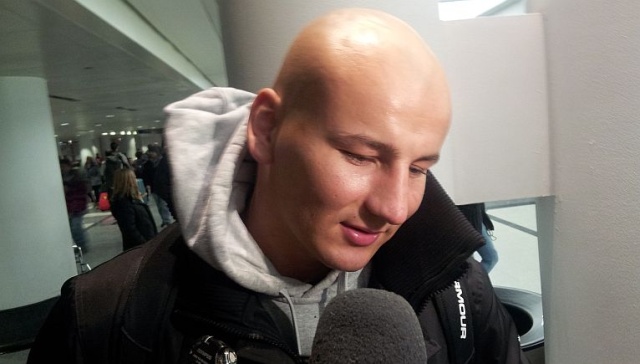 Polski bokser Artur Szpilka, po wielkich perypetiach, tym razem bez żadnych problemów przekroczył w Chicago amerykańską granicę.