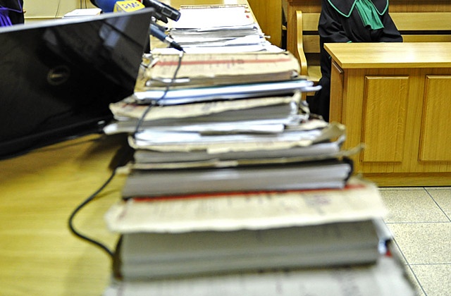 Niemiecki sąd nie zdecydował w piątek o losie trójki dzieci odebranych Polakom w czerwcu ubiegłego roku przez tamtejszy urząd ds. młodzieży. Sąd odroczył wydanie wyroku.