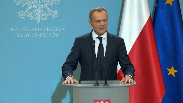 Ministrowie spraw zagranicznych Polski, Francji i Niemiec ustalili z prezydentem Ukrainy gotowość do wcześniejszych wyborów prezydenckich i parlamentarnych, które miałyby się odbyć jeszcze w tym roku - poinformował na czwartkowej konferencji prasowej premier Donald Tusk.