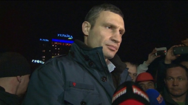 Skład Rady Ministrów będzie ogłoszony podczas wiecu na Majdanie Niepodległości. Wiadomo już, że w nowym rządzie znajdą się liderzy protestów, czyli tak zwanej Rady Majdanu.